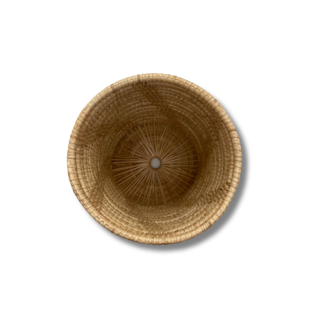 Pot artisanal du Cambodge en rotin couleur naturelle