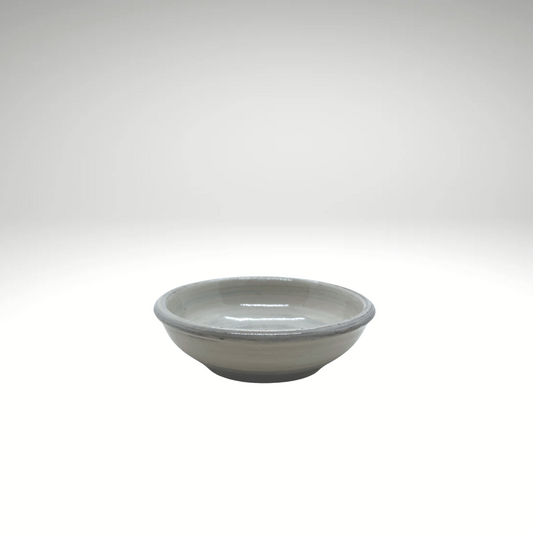 Coupelle "Romduol", en céramique du Cambodge fait à la main, gris clair