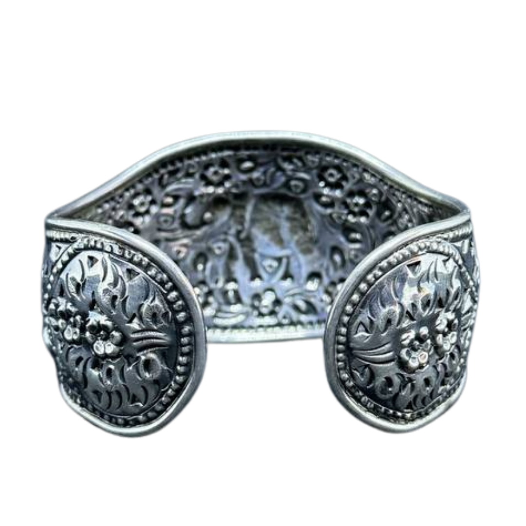 Manchette en argent Domrey Khmer