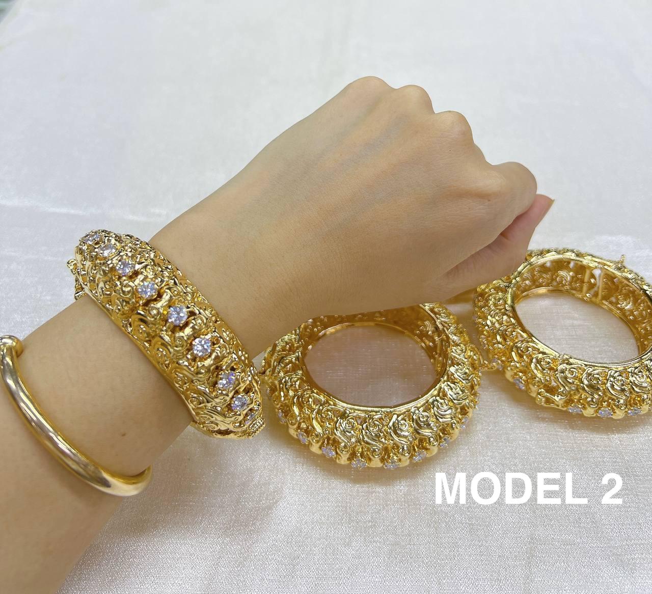 Paire de Bracelet Doré Khmer pour tenue traditionnelle