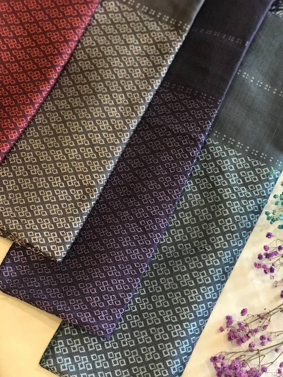 Foulard en Soie Fine Chorebap Tissé à la Main