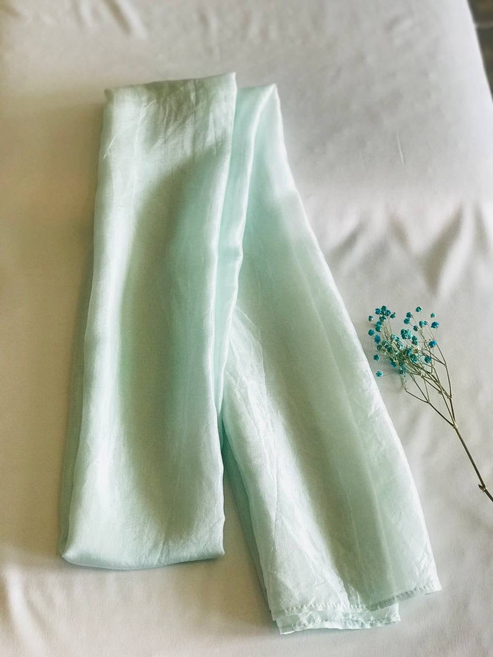 Foulard en Soie d'Organza Douce Tissé à la Main
