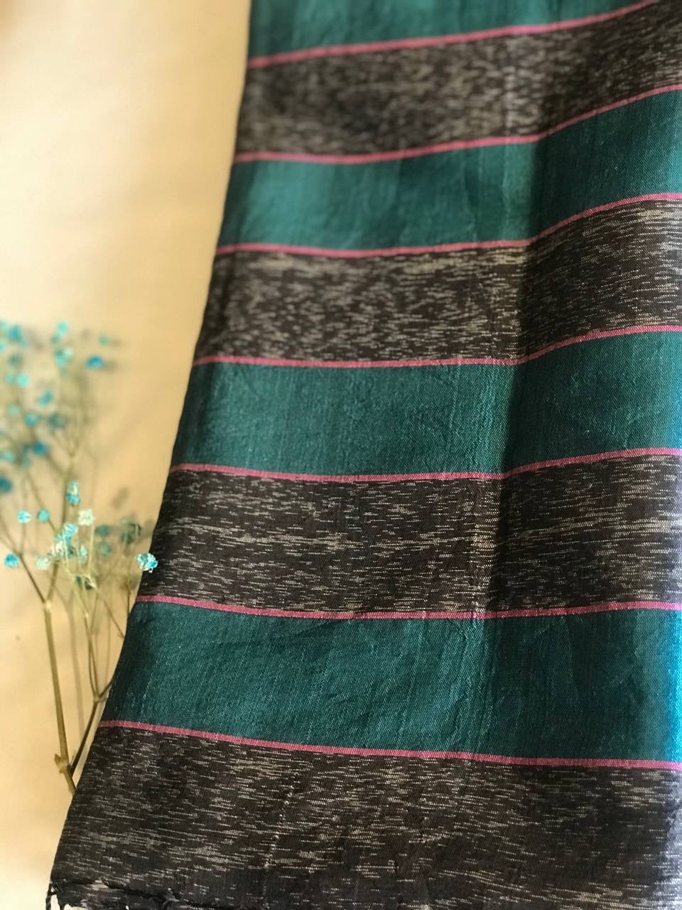 Foulard en Soie Fine de Krama Tissé à la Main