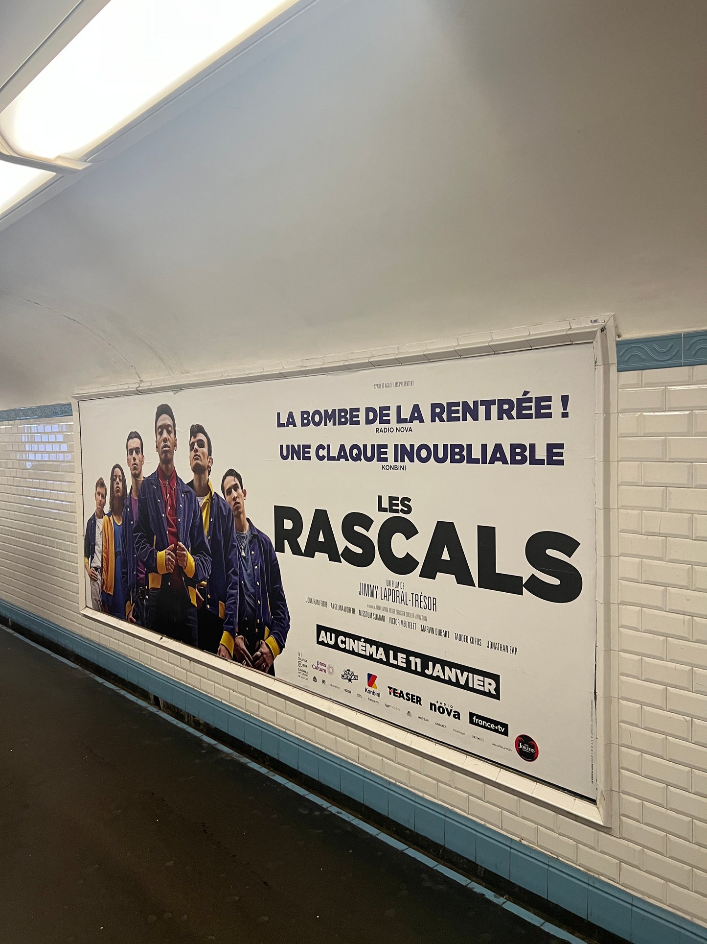 Collier Bouddha posture Dhyana Mudra couleur Or