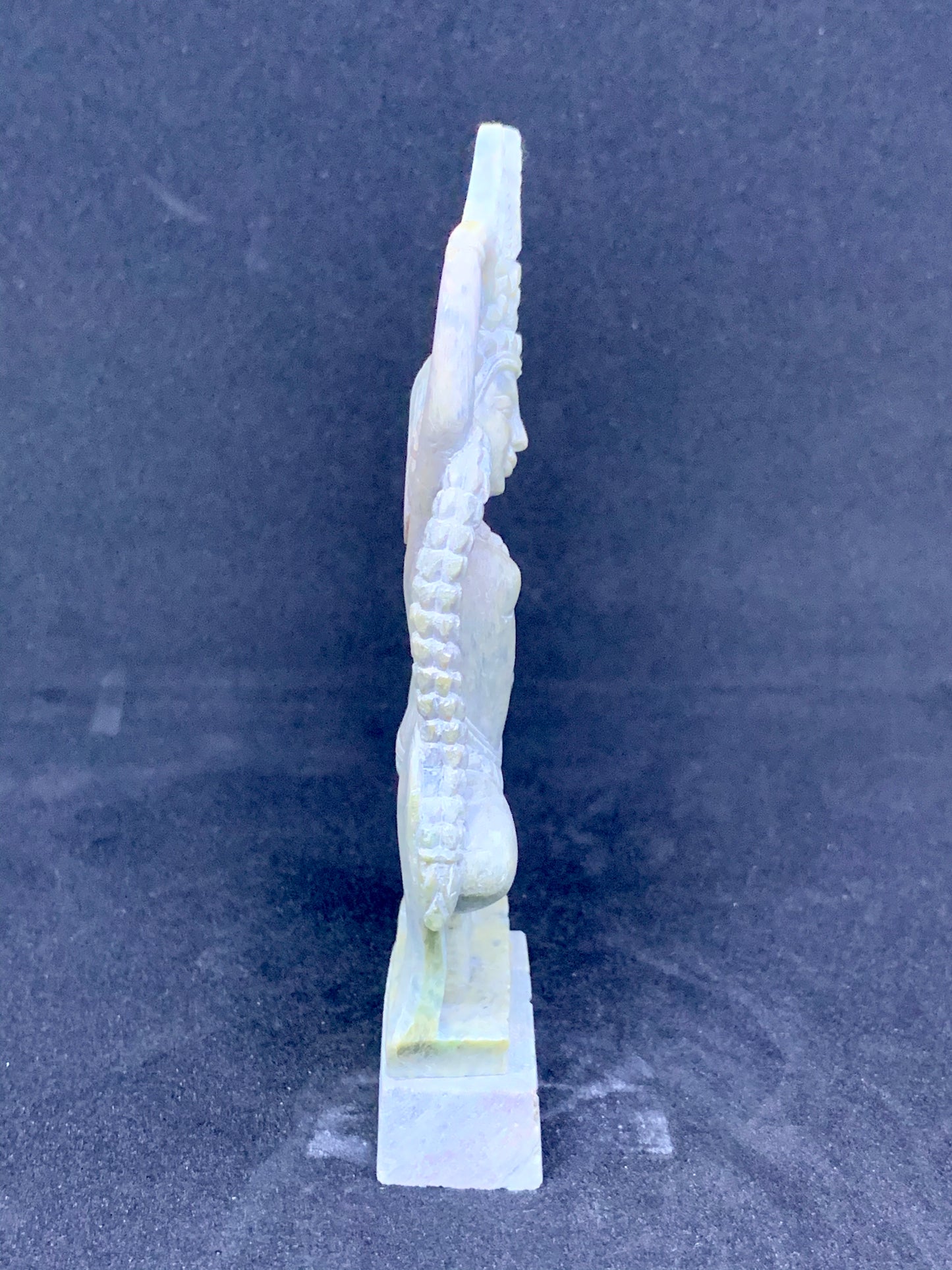Statue Apsara White
