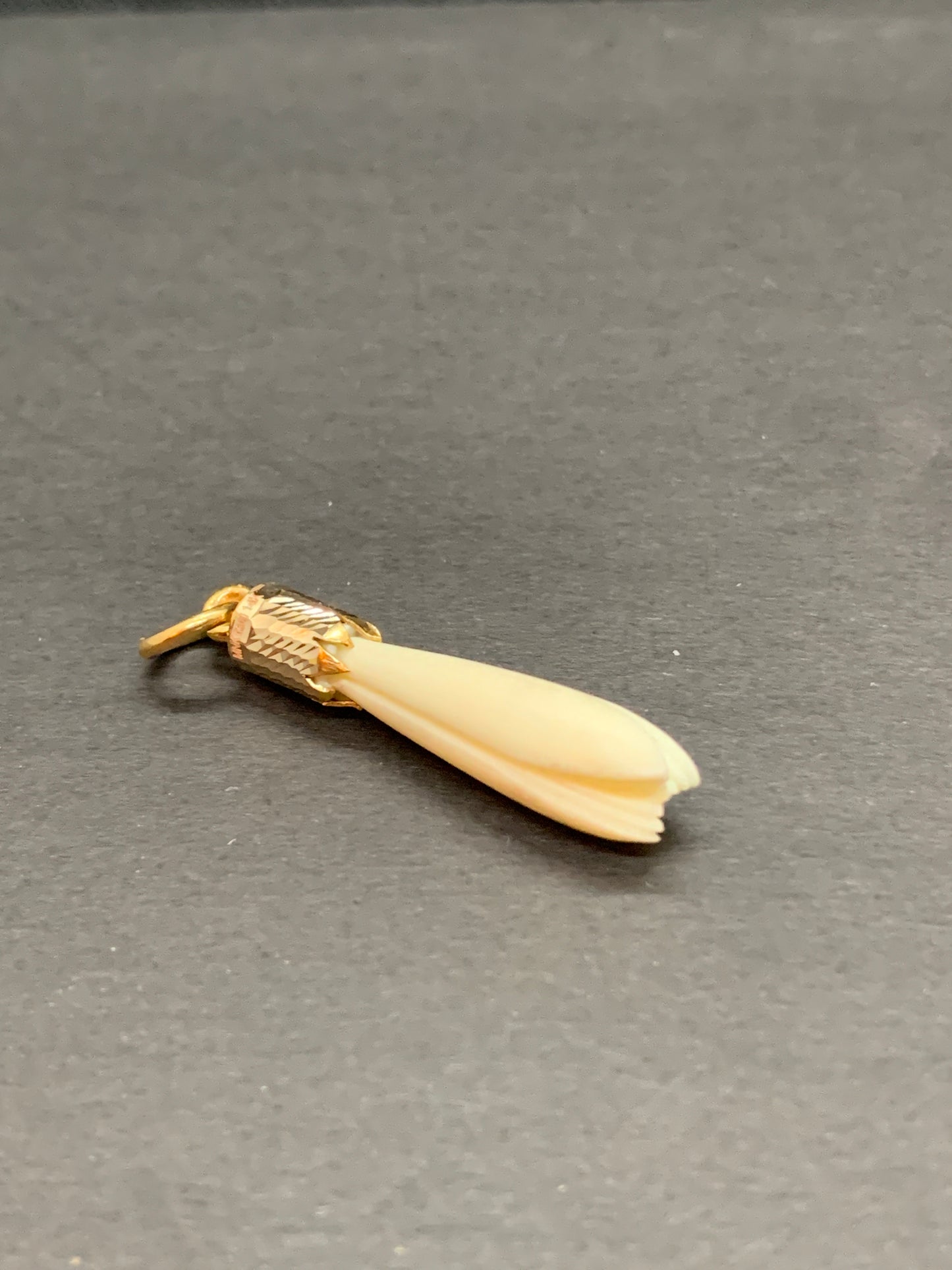 Pendentif Or 14 carats fleur de Champa (Pka Champa)