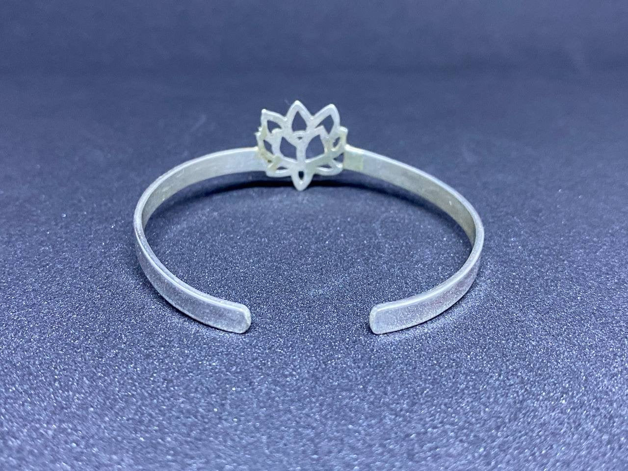 Bracelet Khmer Boran Lotus en argent