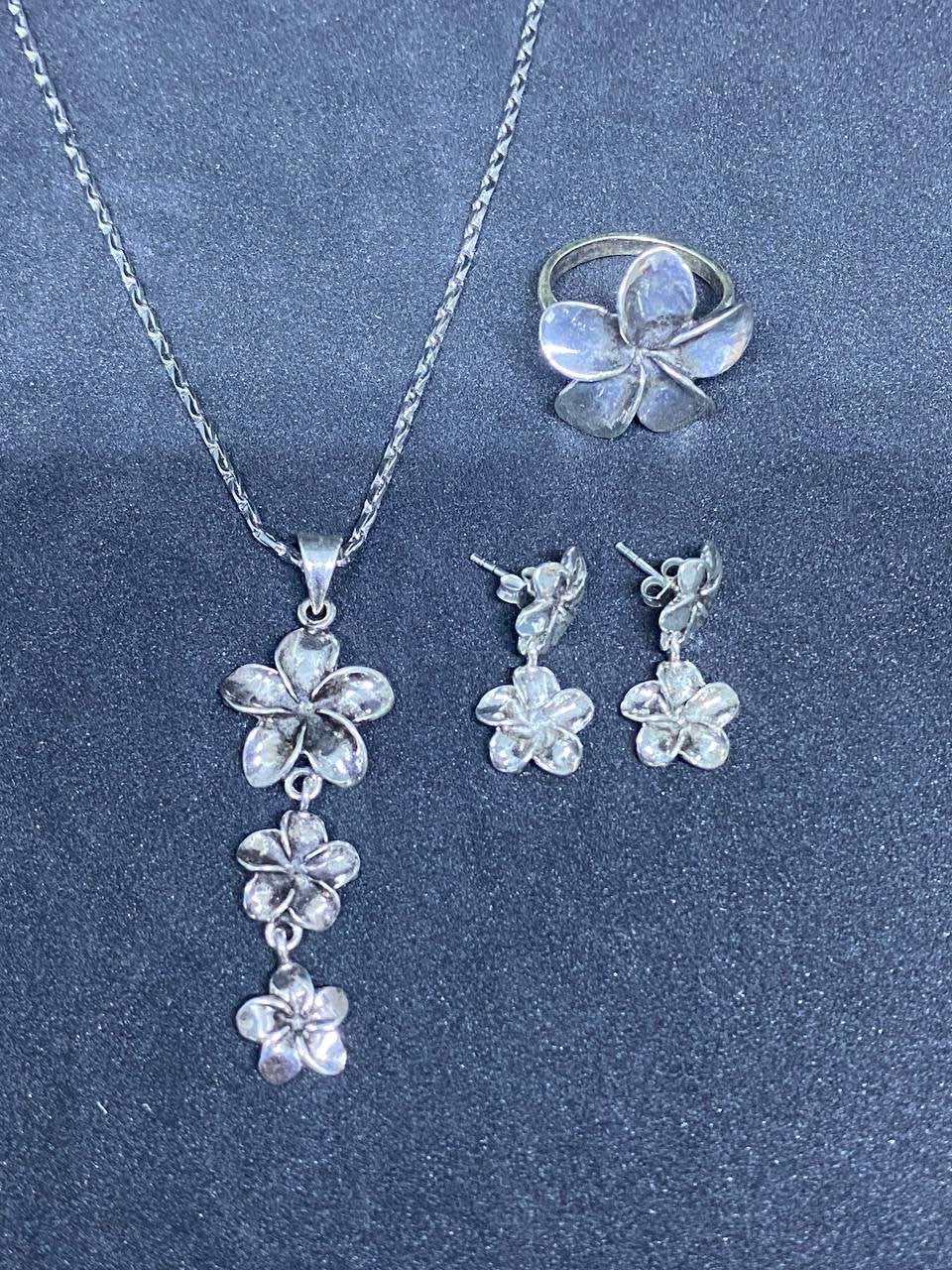 Collier Khmer 3 Fleurs de Champa en argent