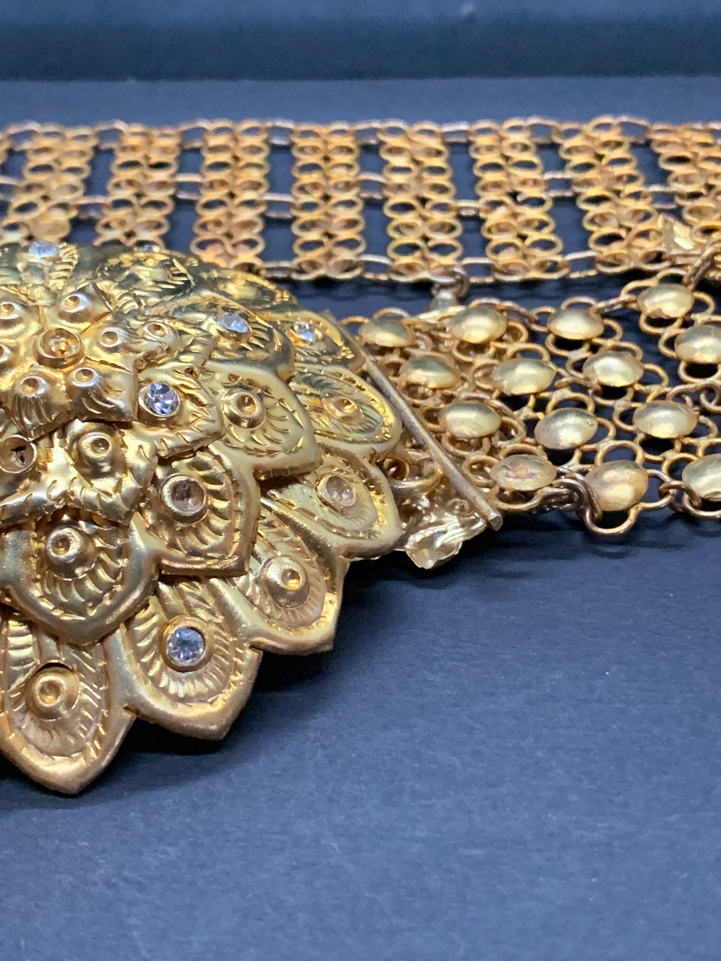 Ceinture pétales pour tenue traditionnelle Khmère, Thaï ou Lao
