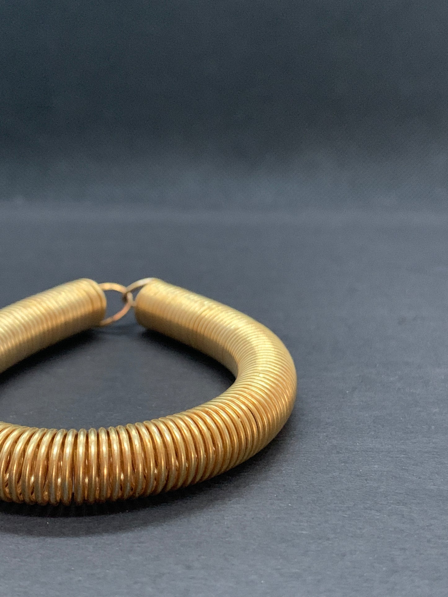Paire de Bracelets fins poignets pour tenue traditionnelle Khmère, Thaï ou Lao