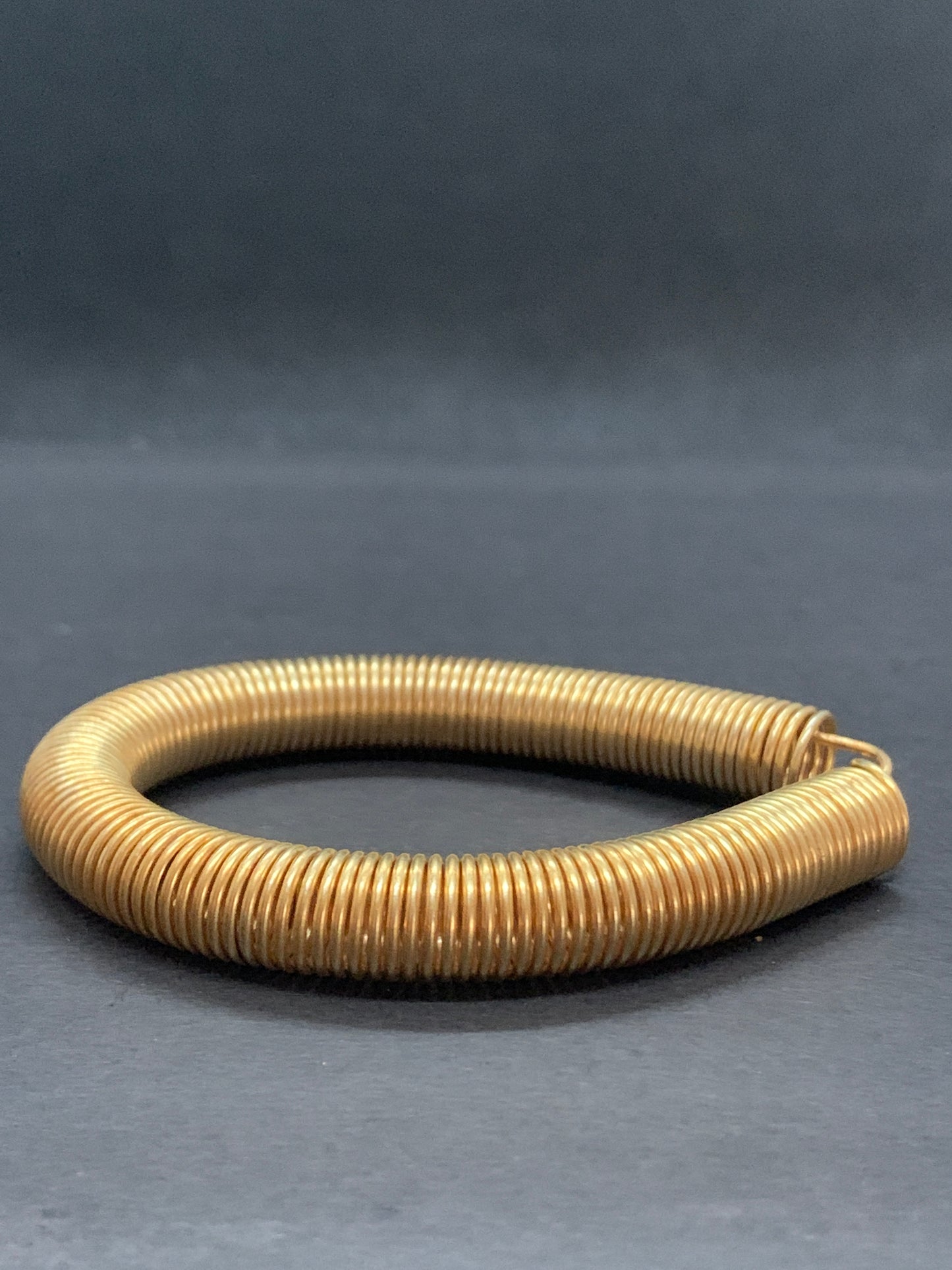 Paire de Bracelets fins poignets pour tenue traditionnelle Khmère, Thaï ou Lao