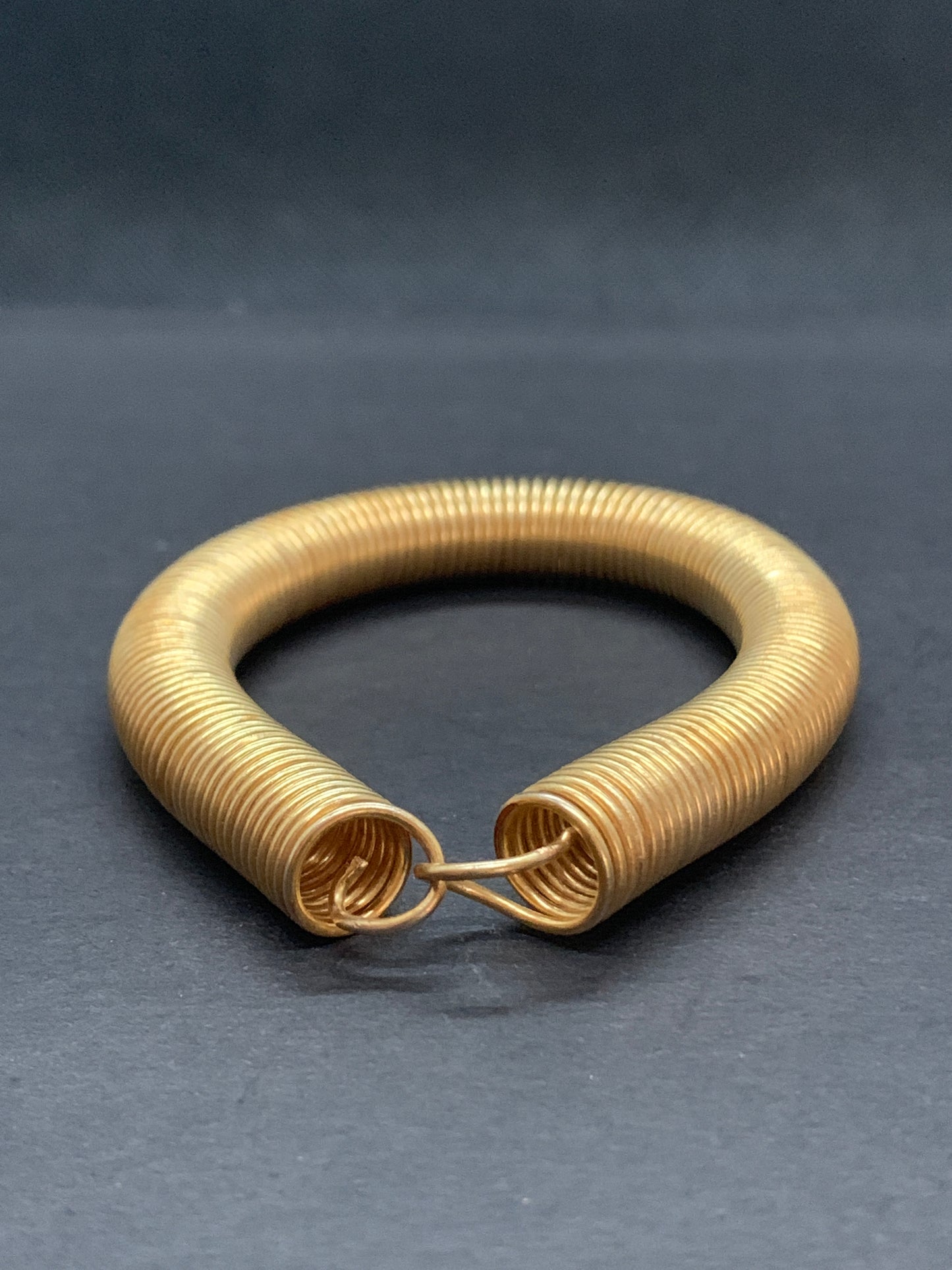 Paire de Bracelets fins poignets pour tenue traditionnelle Khmère, Thaï ou Lao