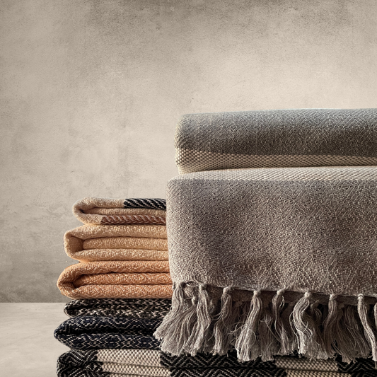 Plaid en coton tissé fait main Bicolore gris 120 x 240 cm par Artisans du Mékong