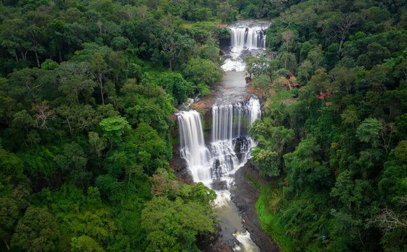 Chute d'eau de Bousra : L’attraction incontournable de Mondulkiri