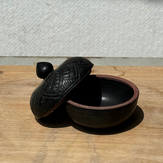 Pot rond "Siem Reap" avec couvercle en céramique du Cambodge fait à la main