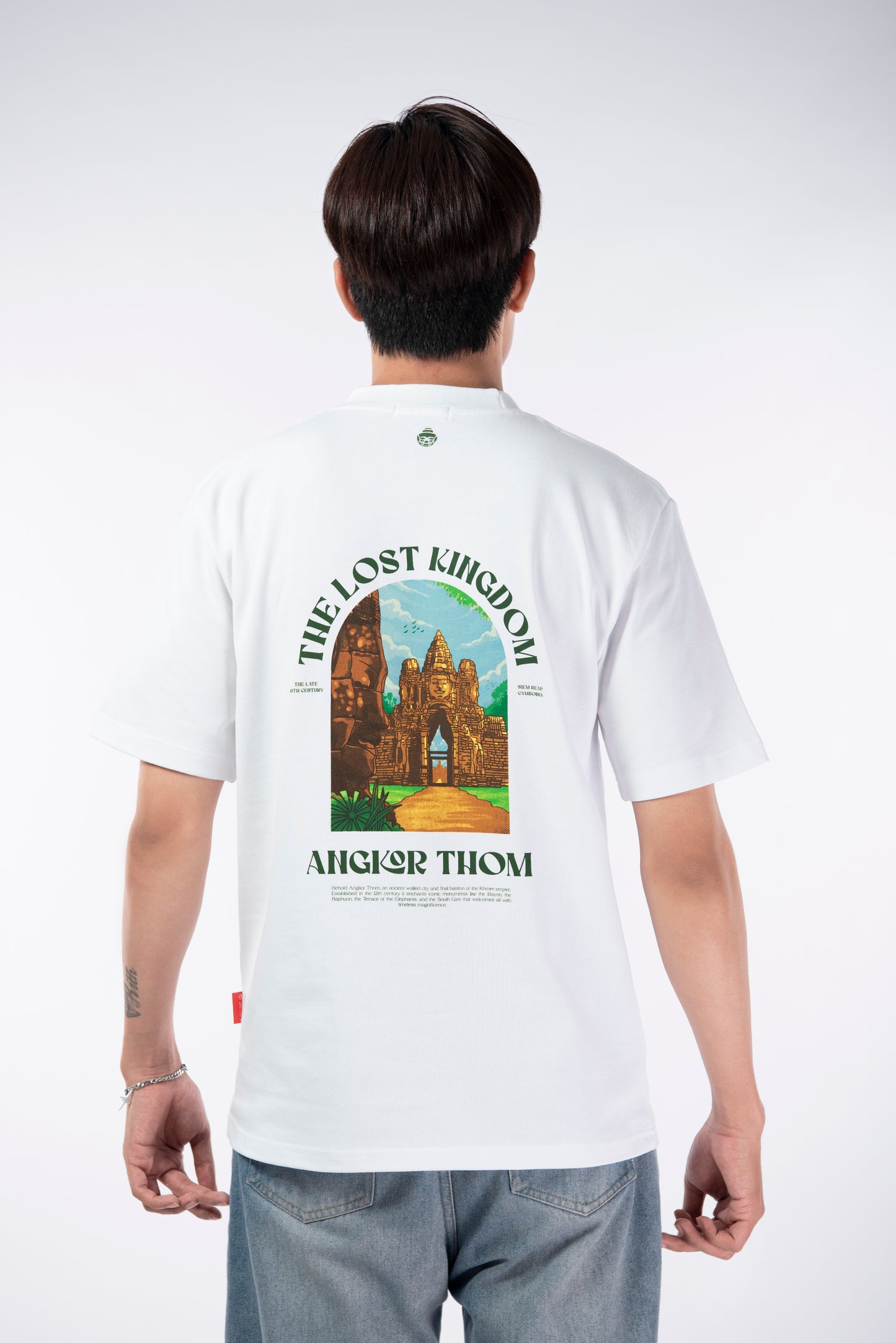 T-shirt Angkor Thom Gate par AHSORA