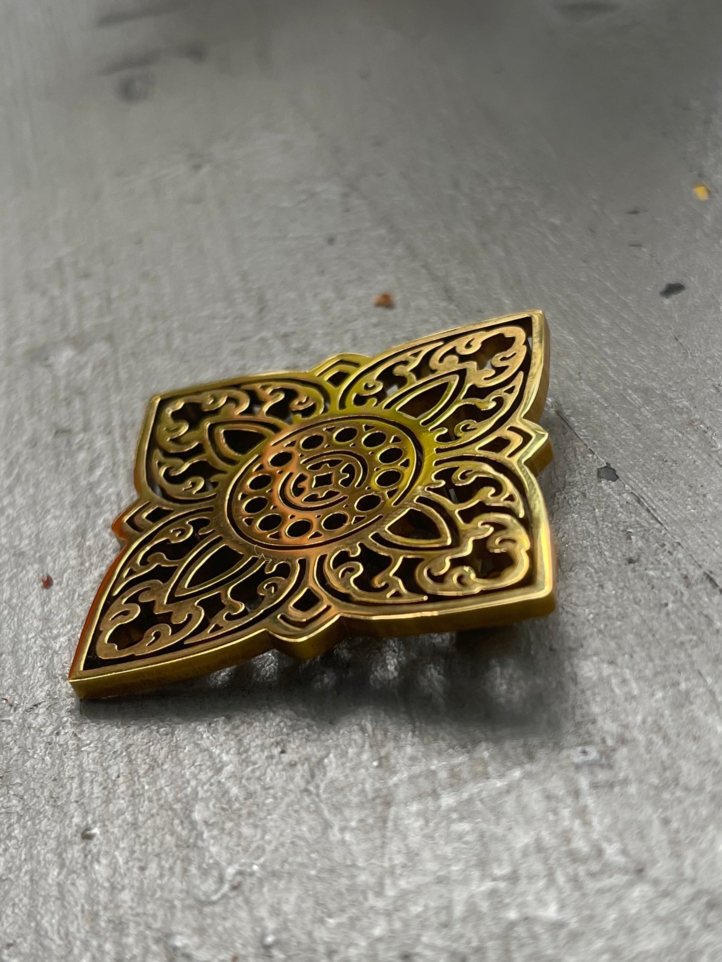 Pka Chan brooch by Say Seing