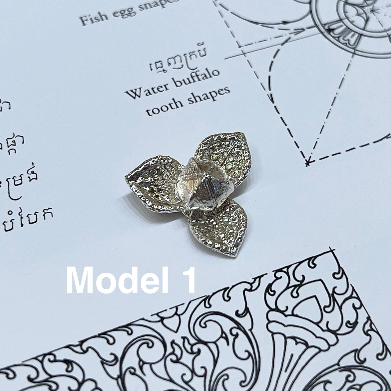 Broche Small Silver Romdoul by CopperCraftKH