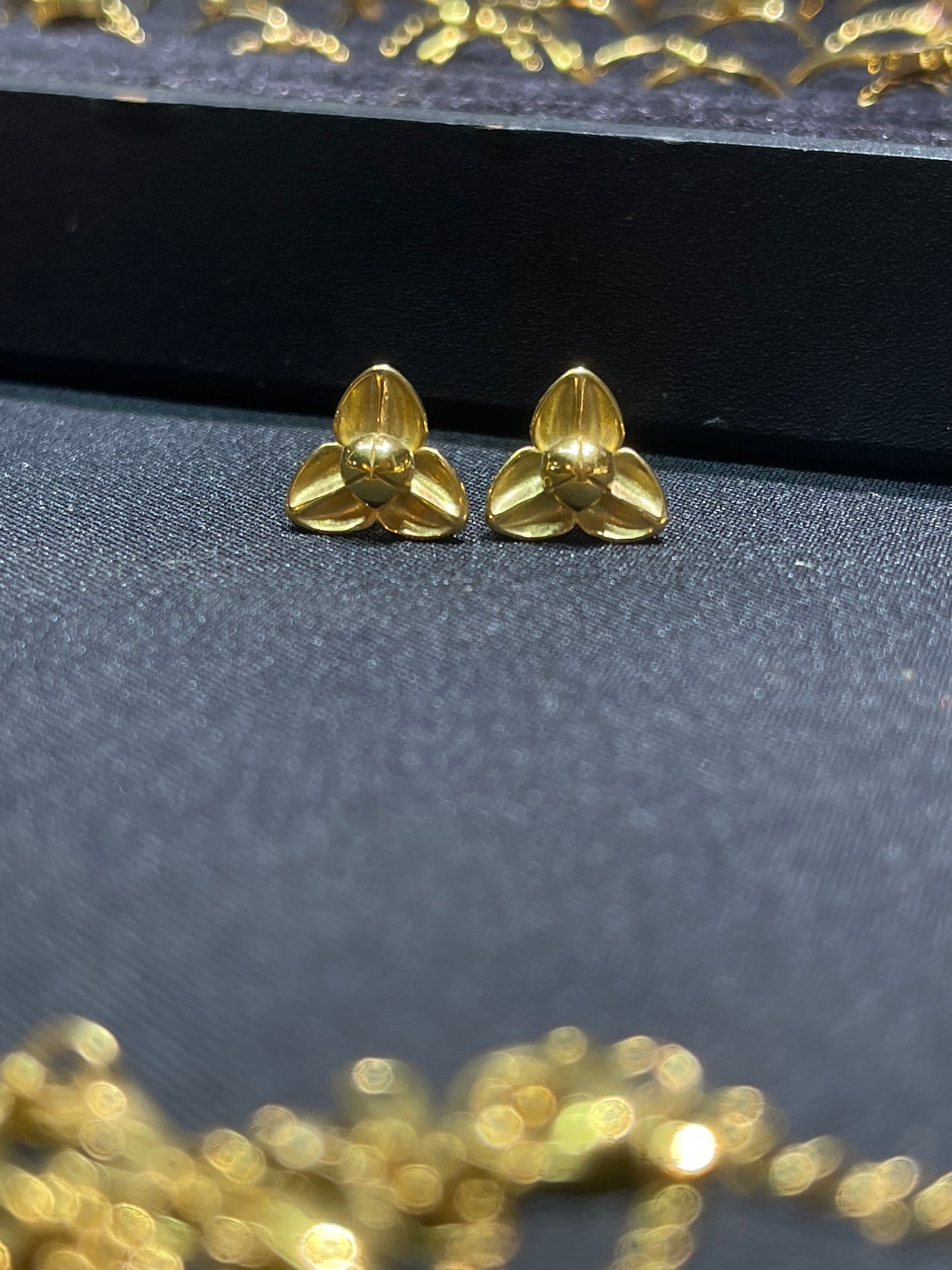 Boucles d'oreilles Pka Romdoul par Say Seing