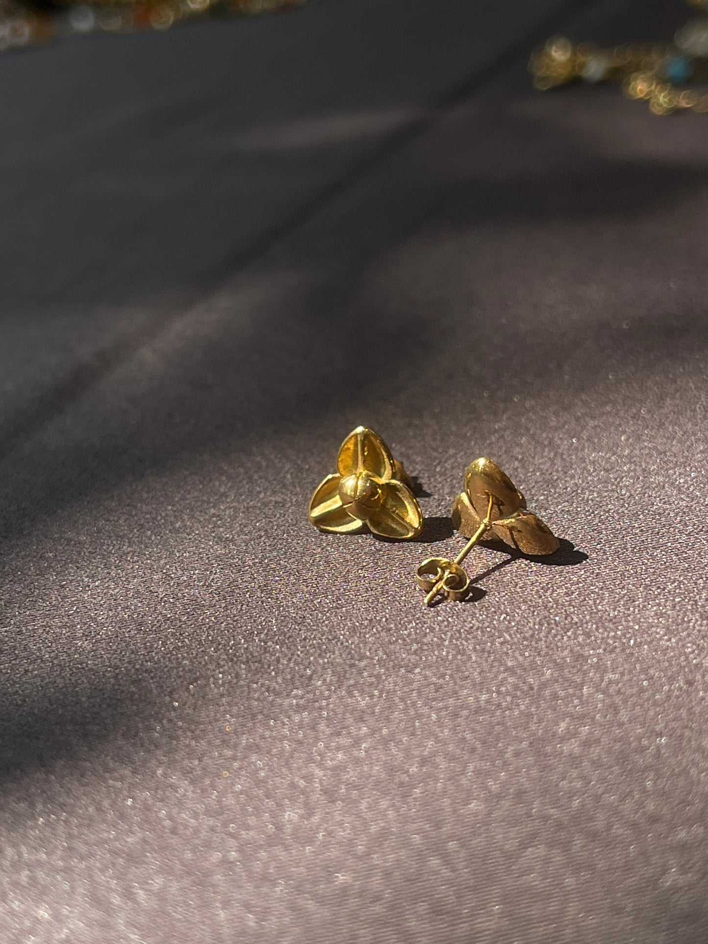 Boucles d'oreilles Pka Romdoul par Say Seing