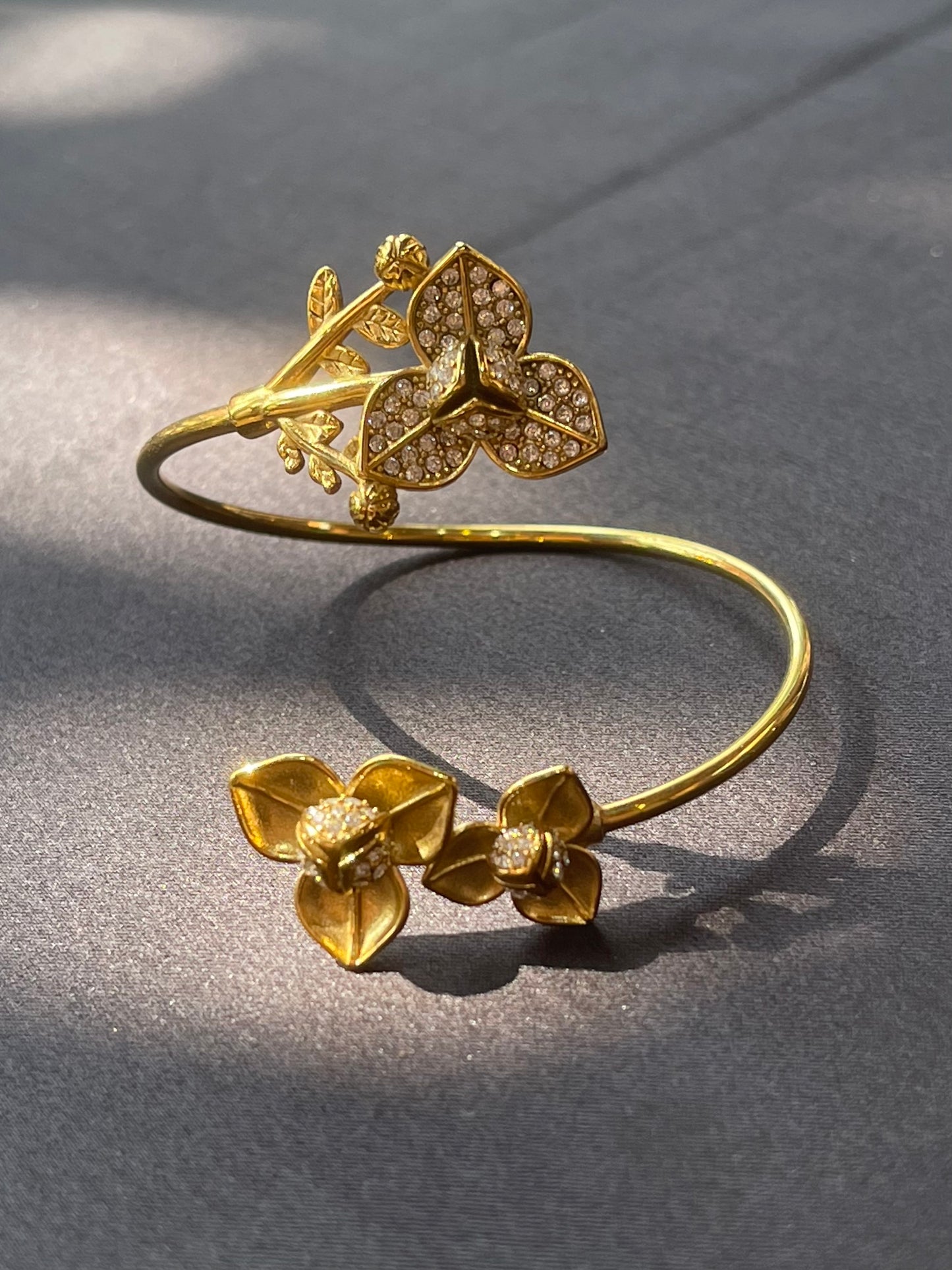 Bracelet Gem Pka Romdoul bei par Say Seing