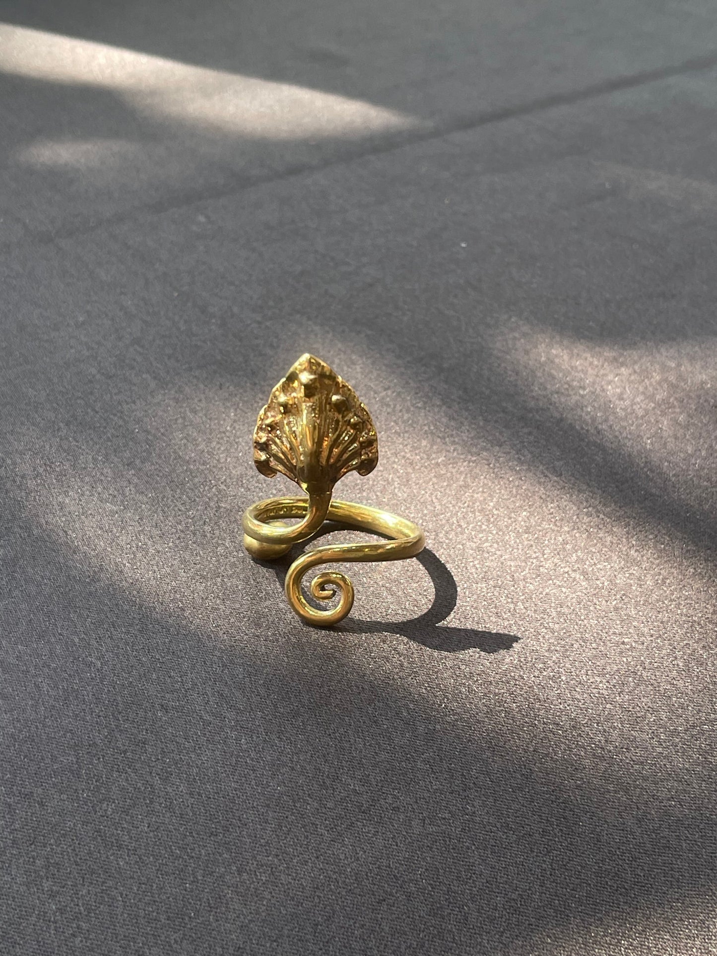 Bague Neak par Say Seing