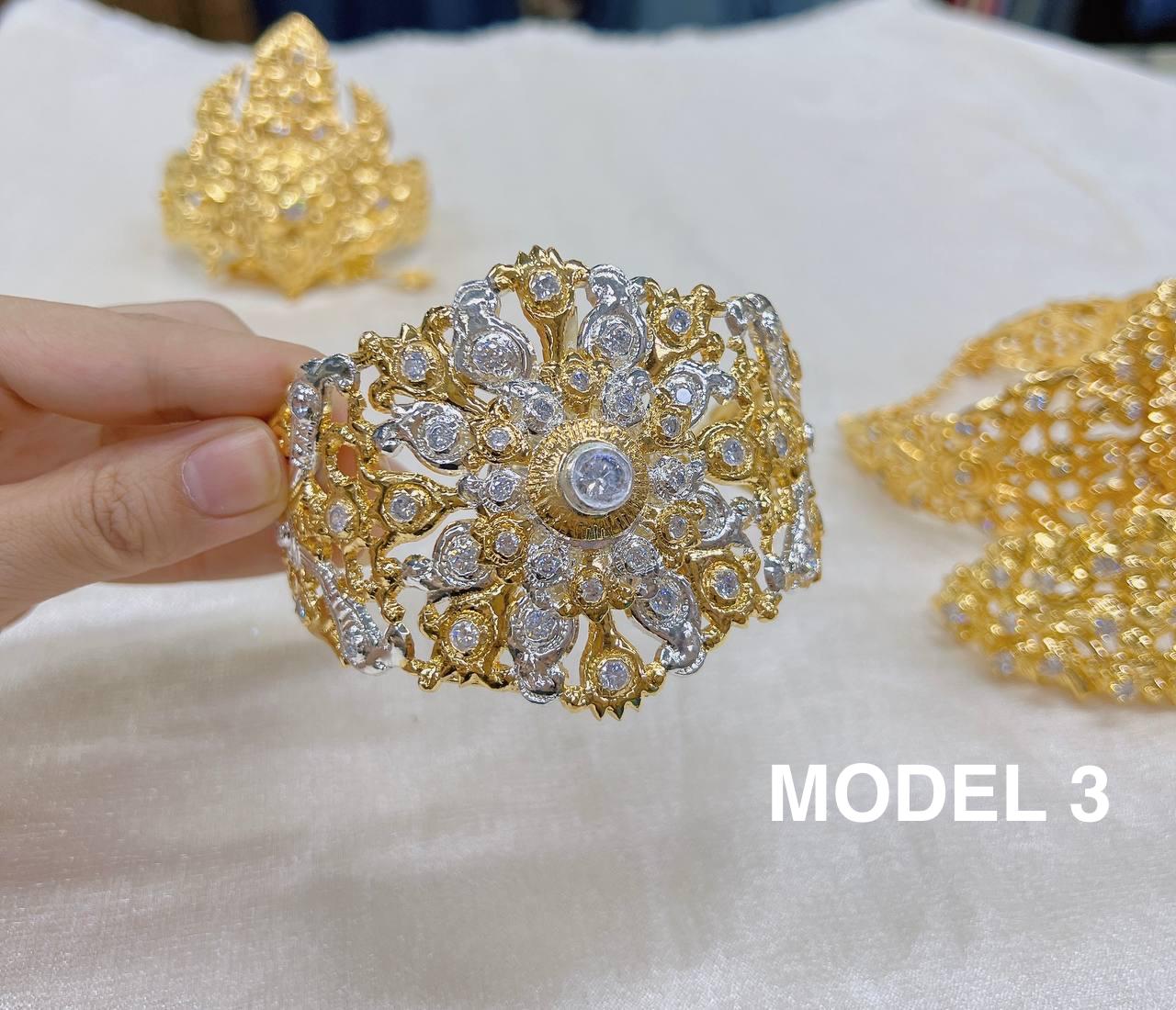 Paire de manchettes Bras Khmère pour tenue traditionnelle