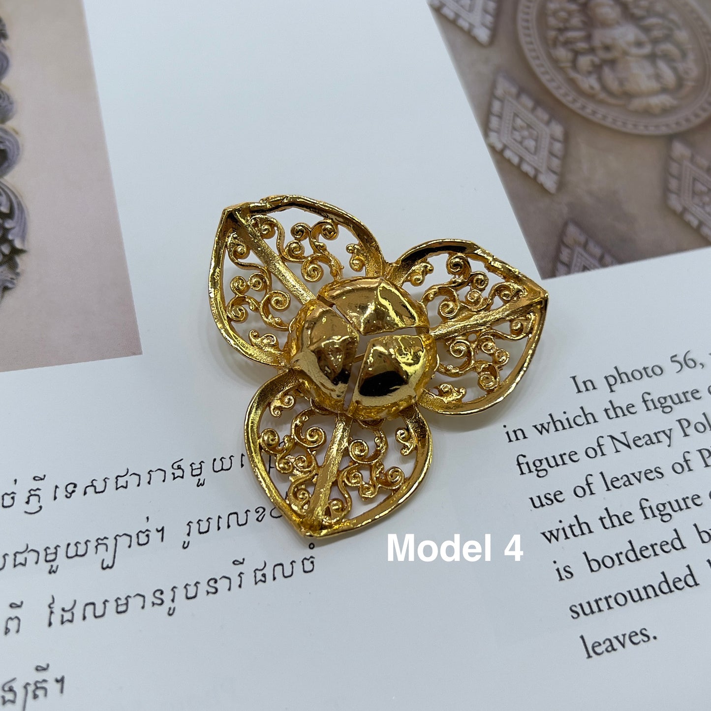 Broche Pka Romdoul doré by CopperCraftKH