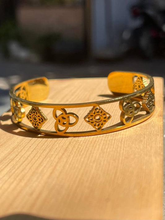 Bracelet Mixed Romdoul by Say Seing
