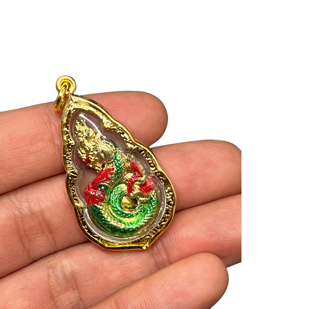 Pendentif traditionnel amulette Naga
