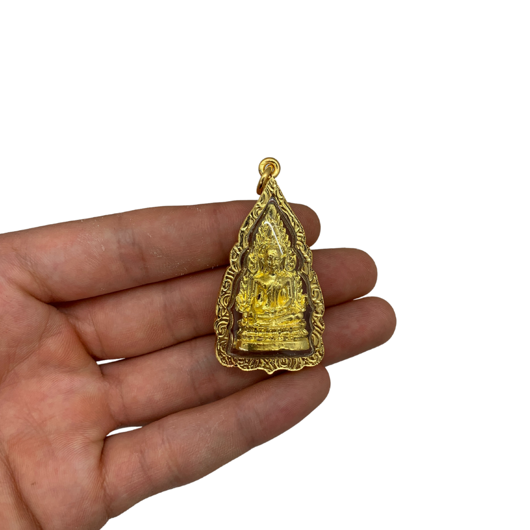 Grande amulette Thaï en verre Bouddha position Bhumisparsha mudra couleur doré 