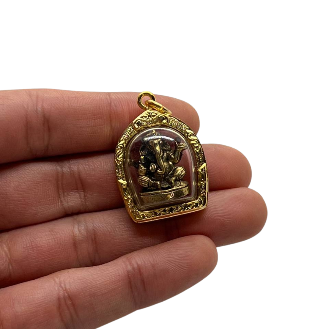Amulette Thaï en verre Ganesh couleur bronze