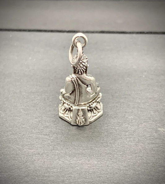 Pendentif Bouddha en posture Varada mudra Argent 925/1000