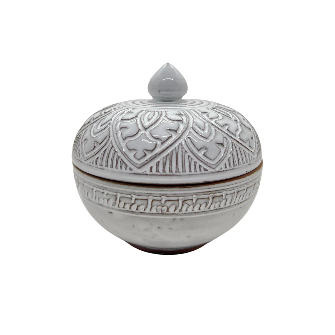 Pot rond "Siem Reap" avec couvercle en céramique du Cambodge fait à la main couleur blanche