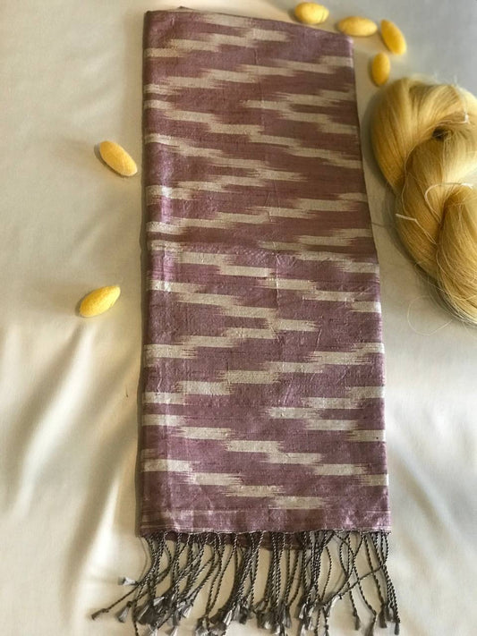 Foulard Ikat en Soie Dorée Tissé à la Main avec Teinture Naturelle