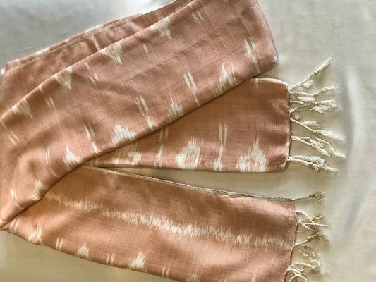 Foulard Ikat en Cotton Tissé à la Main avec Teinture Naturelle