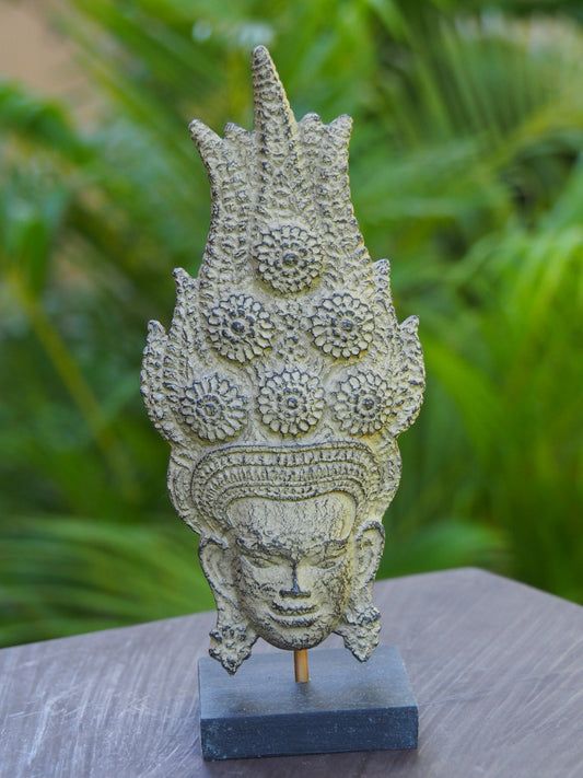 Smilling Apsara par Jayav Art