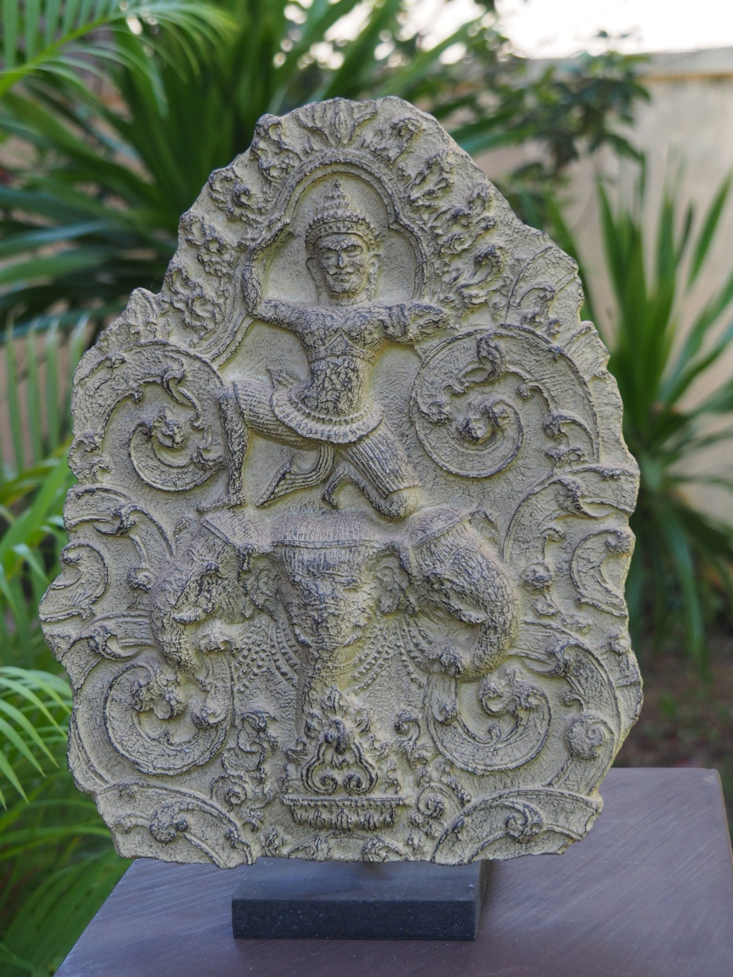 Indra on Airavata par Jayav Art