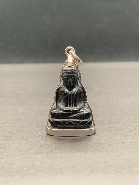 Pendentif Bouddha en posture Dhyana Mudra Onyx et Argent