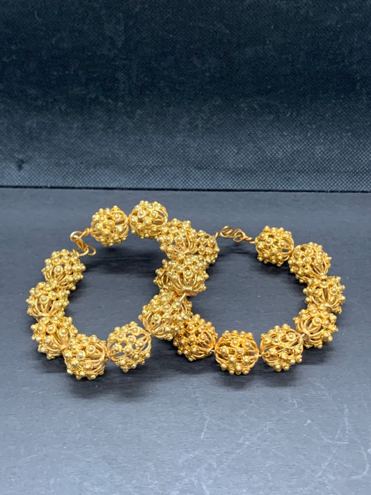 Paire de Bracelets Breloques poignets pour tenue traditionnelle Khmère, Thaï ou Lao