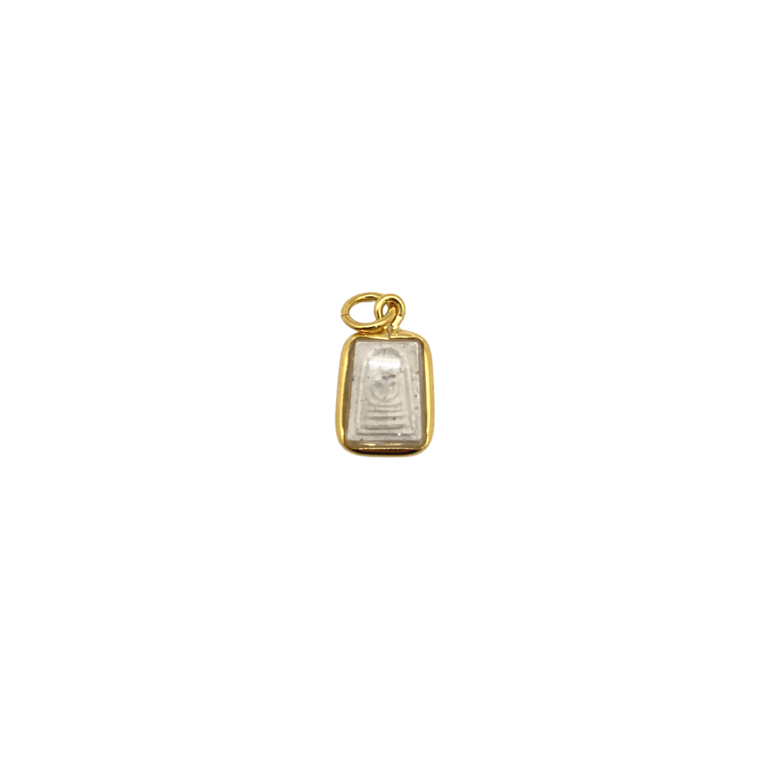 Petite amulette Thaï fine en verre Bouddha position Dhyani mudra couleur doré et blanc