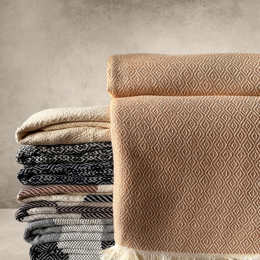 Plaid en coton tissé fait main Beige saumon 120 x 240 cm par Artisans du Mékong