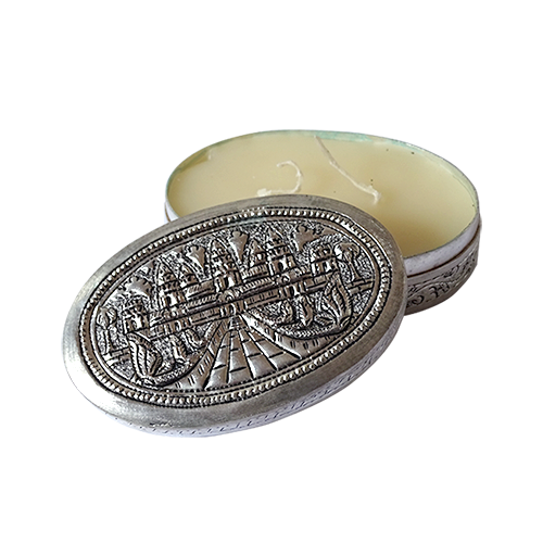 Bougie parfumée au Jasmin dans une petite boîte en argent Ovale par Senteurs d'Angkor