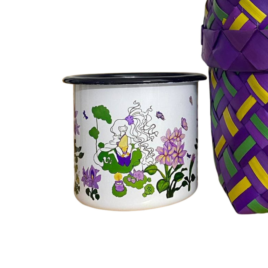Mug à motifs floraux by Hattha Neary