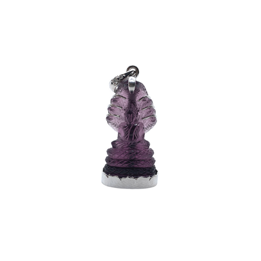 Pendentif Naga Dhyana Mudrā en cristal violet